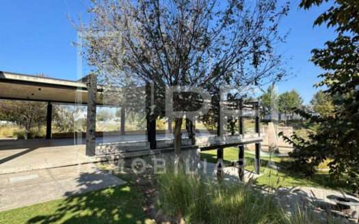 VENTA TERRENO PARQUES VALLARTA ZAPOPAN