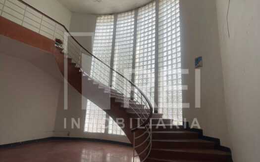 RENTA CASA EN COL. AMERICANA GUADALAJARA