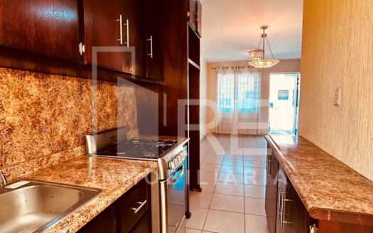 RENTA CASA ALTA CALIFORNIA TLAJOMULCO