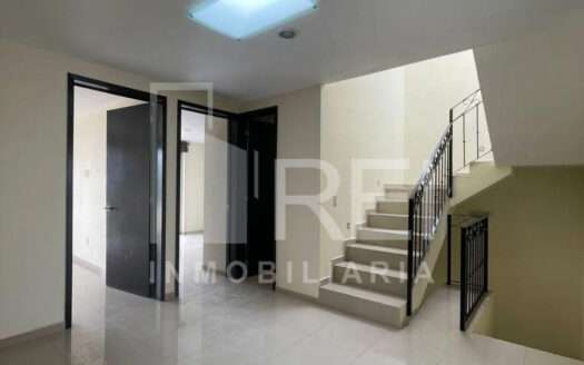 RENTA CASA COTO LAS MONTAÑAS EN SENDEROS DE MONTE VERFE TLAJOMULCO