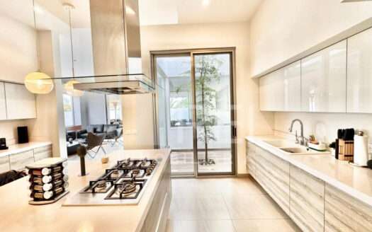 RENTA CASA MODERNA EN BUGAMBILIAS SEGUNDA SECCION ZAPOPAN