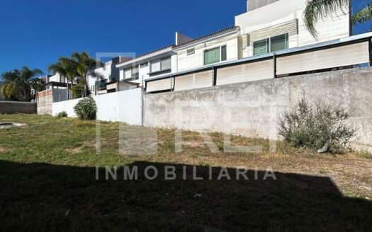 VENTA TERRENO EN EL MANANTIAL TLAJOMULCO