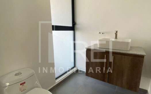 RENTA CASA EN ADAMAR RESIDENCIAL TLAJOMULCO