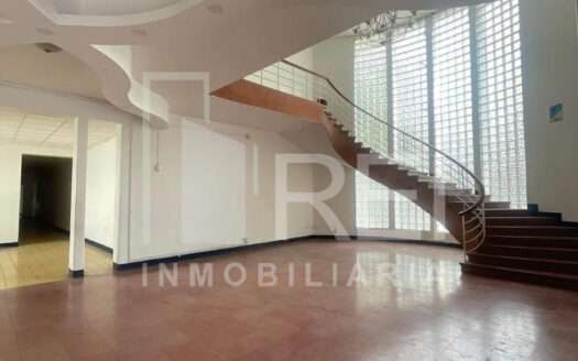 RENTA CASA EN COL. AMERICANA GUADALAJARA