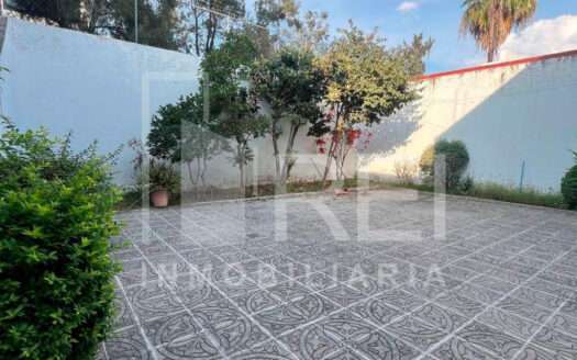 VENTA CASA EN CERRO DEL TESORO TLAQUEPAQUE