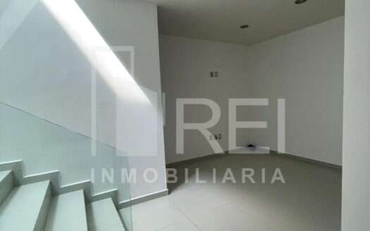 CASA EN RENTA PUNTO SUR I TLAJOMULCO