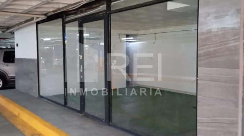 LOCAL COMERCIAL EN PLAZA LAS TORRES GUADALAJARA