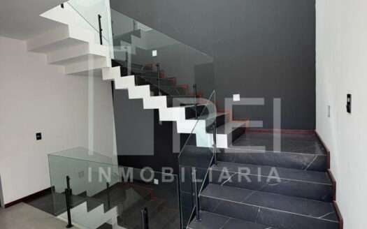 CASA EN VENTA EL CIELO COUNTRY CLUB TLAJOMULCO