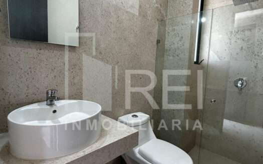 CASA EN RENTA ZOI SANTA ANITA TLAJOMULCO