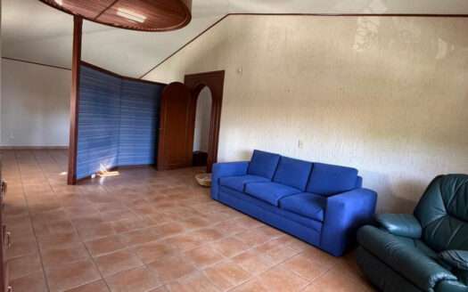 CASA EN VENTA BUGAMBILIAS PRIMERA SECCION ZAPOPAN