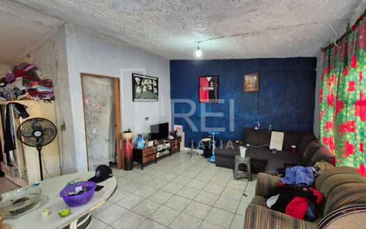 CASA DUPLEX EN VENTA A MEDIA CUADRA DE JUAN GIL PRECIADO ZAPOPAN