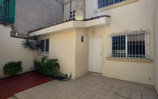 CASA EN VENTA LOMAS DE ZAPOPAN