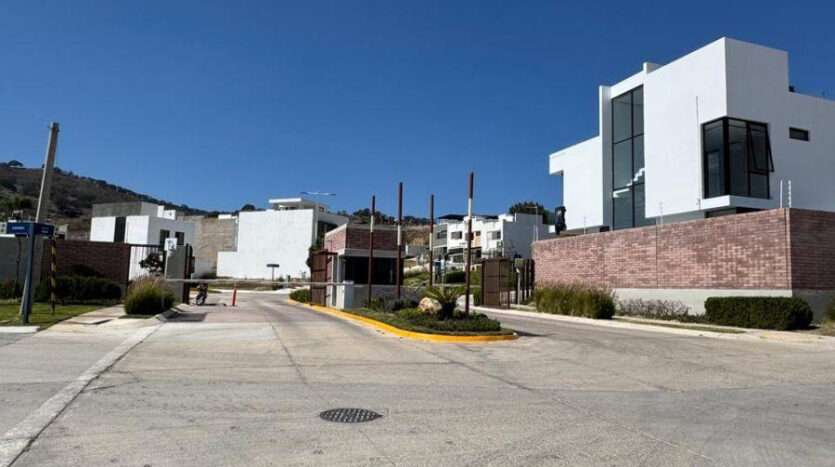 TERRENO EN VENTA CONODOMINIO ALBA BOSQUES DE SANTA ANITA TLAJOMULCO