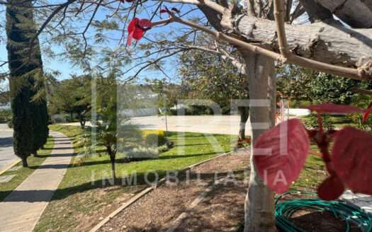 CASA AMUEBLADA EN RENTA BOSQUES DE SANTA ANITA TLAJOMULCO