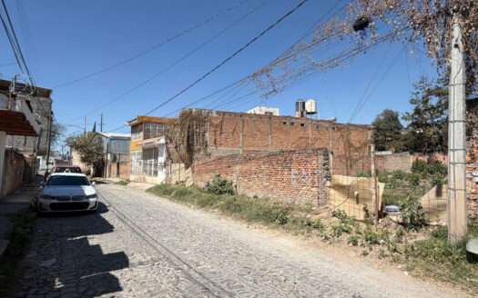 TERRENO EN VENTA BODEGA COMERCIAL TOLUQUILLA TLAQUEPAQUE