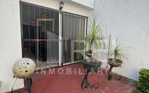 CASA AMUEBLADA EN RENTA BOSQUES DE SANTA ANITA TLAJOMULCO