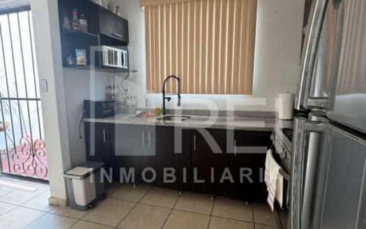 CASA AMUEBLADA EN RENTA BOSQUES DE SANTA ANITA TLAJOMULCO