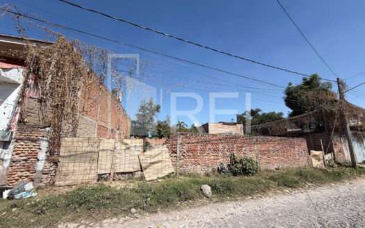 TERRENO EN VENTA BODEGA COMERCIAL TOLUQUILLA TLAQUEPAQUE