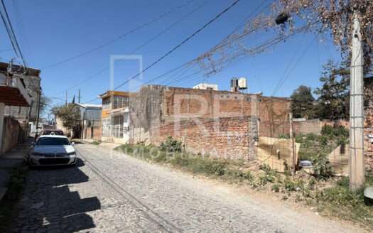 TERRENO EN VENTA BODEGA COMERCIAL TOLUQUILLA TLAQUEPAQUE