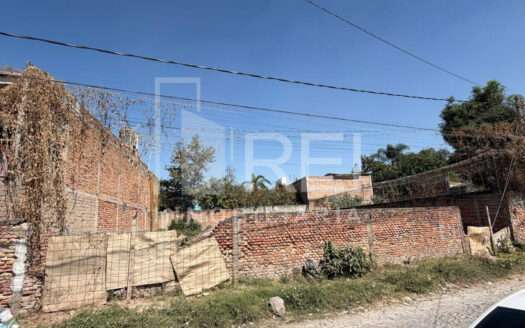 TERRENO EN VENTA BODEGA COMERCIAL TOLUQUILLA TLAQUEPAQUE