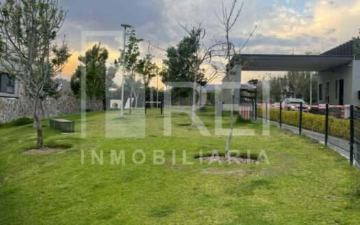 CASA EN RENTA ZOI SANTA ANITA TLAJOMULCO