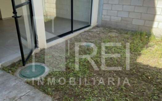 CASA EN RENTA VISTA SUR TLAJOMULCO