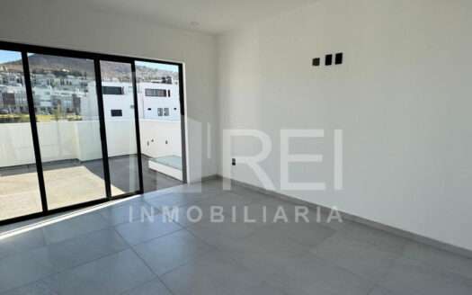 CASA EN VENTA EL ALAMO TLAQUEPAQUE