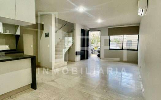 CASA EN RENTA ZOI SANTA ANITA TLAJOMULCO