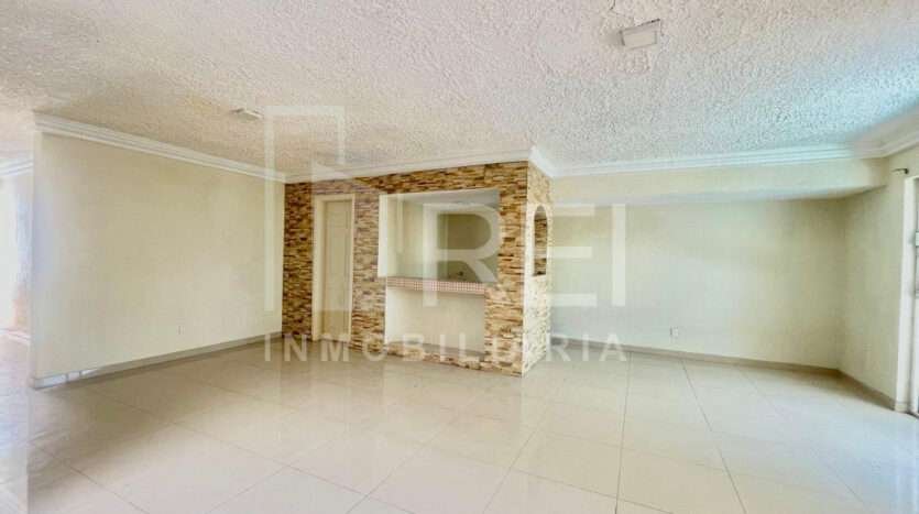 CASA EN VENTA LAS AGUILAS ZAPOPAN