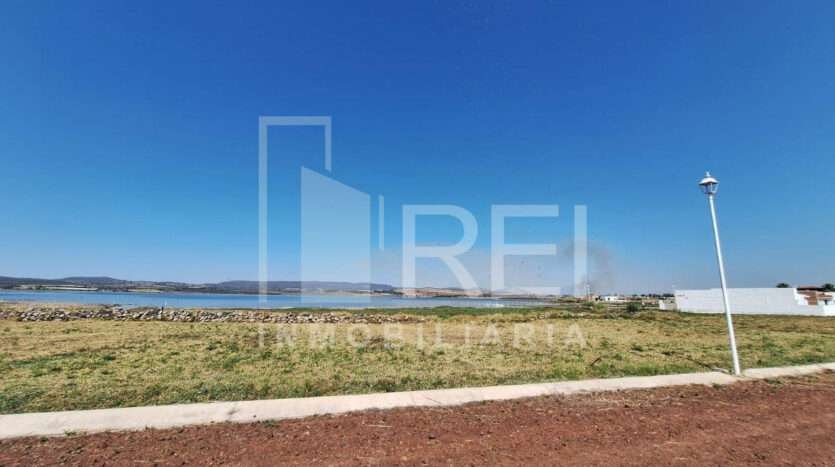 TERRENO EN VENTA RIBERA DEL LAGO ACATLAN DE JUAREZ JALISCO