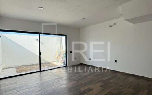 CASA EN VENTA EL ALAMO TLAQUEPAQUE