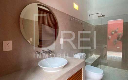 CASA EN RENTA CONOMINIO NUEVO CHAPALA