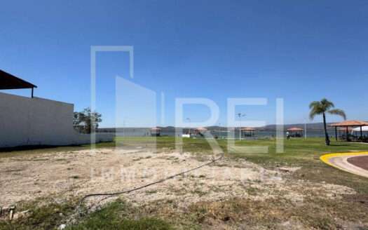 TERRENO EN VENTA RIBERA DE VALENCIA ACATLAN DE JUAREZ