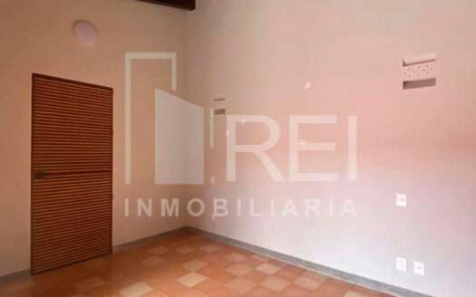 CASA EN RENTA CONOMINIO NUEVO CHAPALA