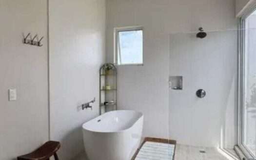 CASA EN VENTA A PIE DEL LAGO DE CHAPALA TUXCUECA JALISCO
