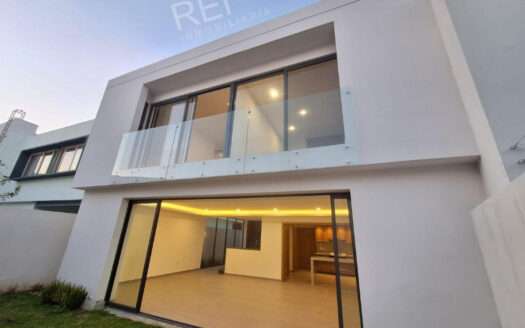 CASA EN LA RIOJA TLAJOMULCO