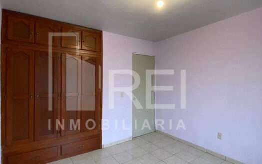 CASA EN VENTA FRACC. MIRAFLORES TLAQUEPAQUE