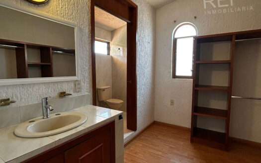 CASA EN RENTA BUGAMBILIAS ZAPOPAN