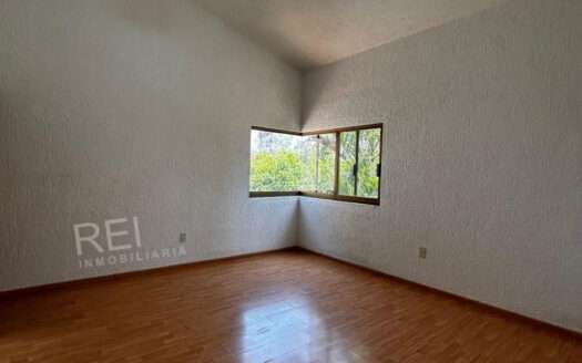 CASA EN RENTA BUGAMBILIAS ZAPOPAN