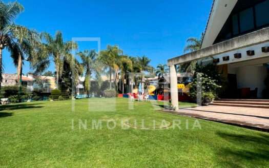 CASA EN VENTA LOS MANZANOS SENDERO LAS MORAS TLAJOMULCO