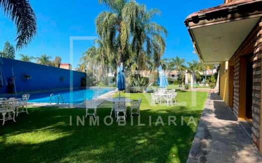 CASA EN VENTA LOS MANZANOS SENDERO LAS MORAS TLAJOMULCO