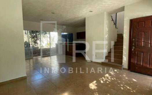 CASA EN VENTA LOS MANZANOS SENDERO LAS MORAS TLAJOMULCO