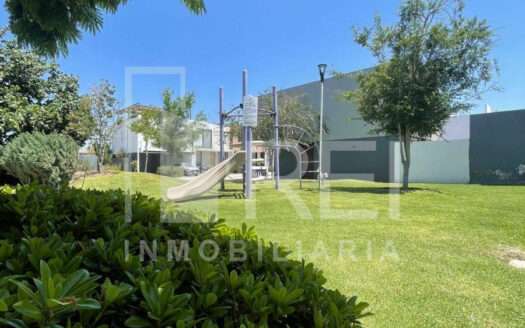 CASA EN VENTA ADAMAR TLAJOMULCO