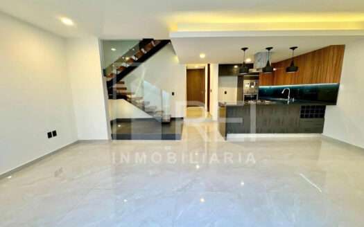 CASA EN VENTA SENDEROS DE MONTE VERDE TLAJOMULCO