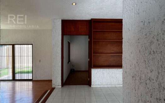 CASA EN RENTA BUGAMBILIAS ZAPOPAN