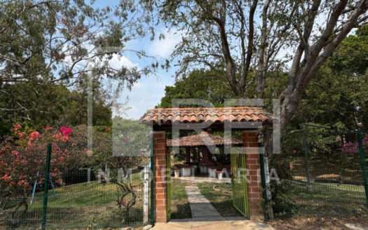 TERRENO EN VENTA BALCONES DE LA CALERA TLAJOMULCO