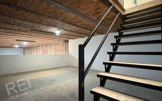 BODEGA REMODELADA EN RENTA COL. SAN ANTONIO GUADALAJARA