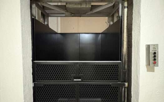 BODEGA REMODELADA EN RENTA COL. SAN ANTONIO GUADALAJARA