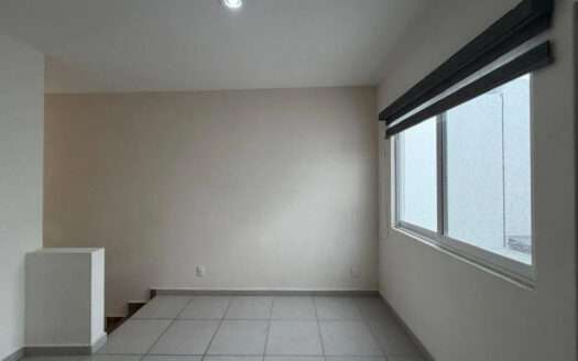 CASA EN RENTA PARQUES DE TESISTAN ZAPOPAN