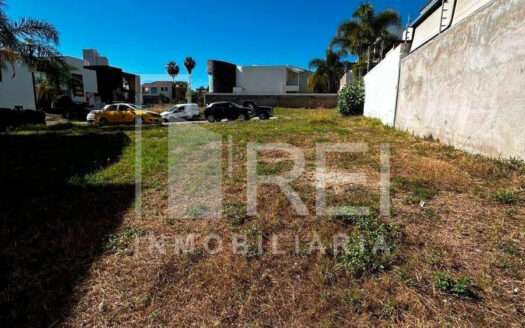 TERRENO EN VENTA EL MANANTIAL TLAJOMULCO